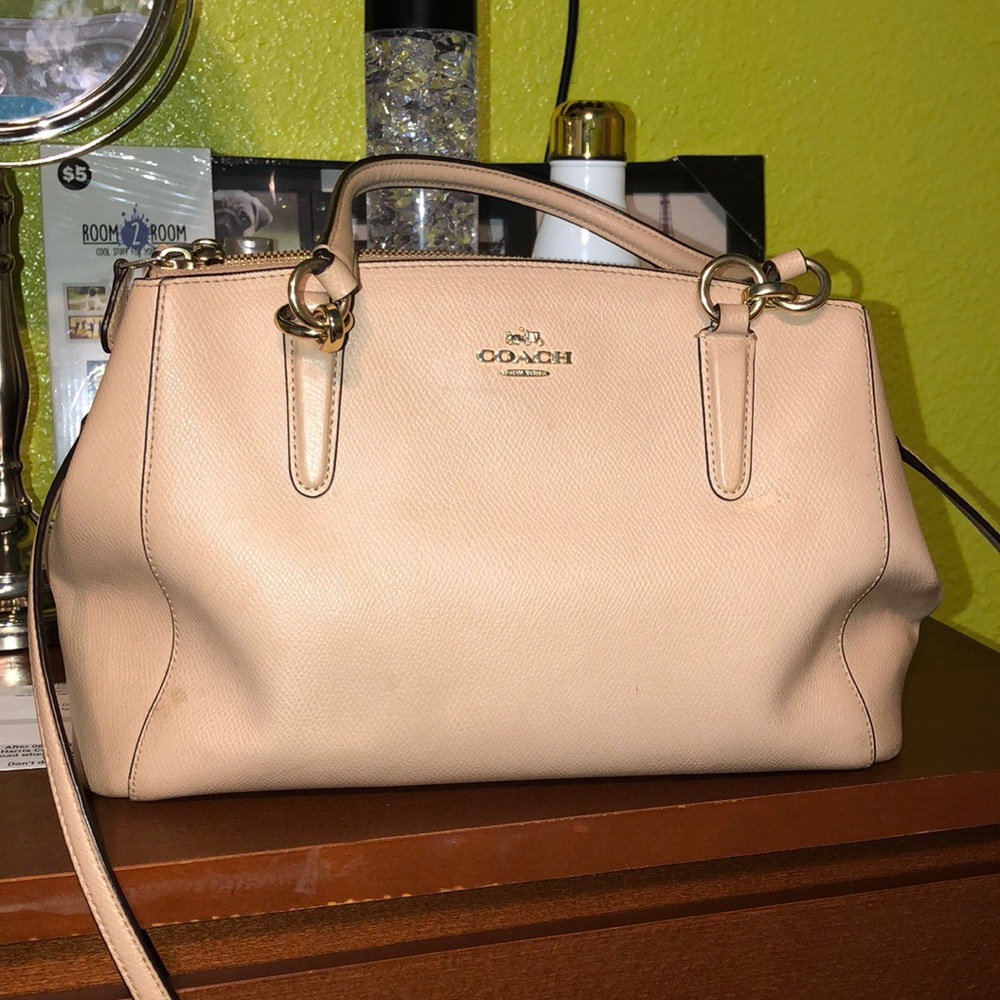 Coach Purse , OFFER  me something , be reasonable